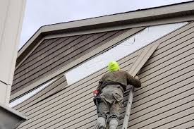 Best Insulated Siding Installation  in Bellwood, PA